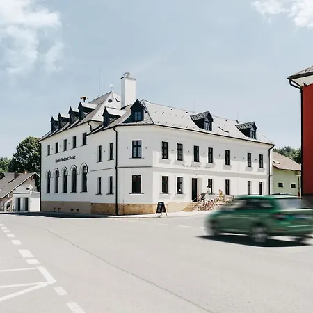 A Slunce Osečná